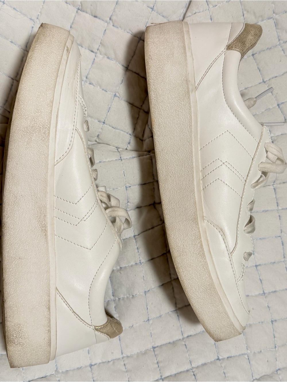 Women's Madison Lace Sneaker white/gold faux leather size 10 - Picture 5 of 9